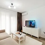 Core Timpuri Noi * Bukurešť